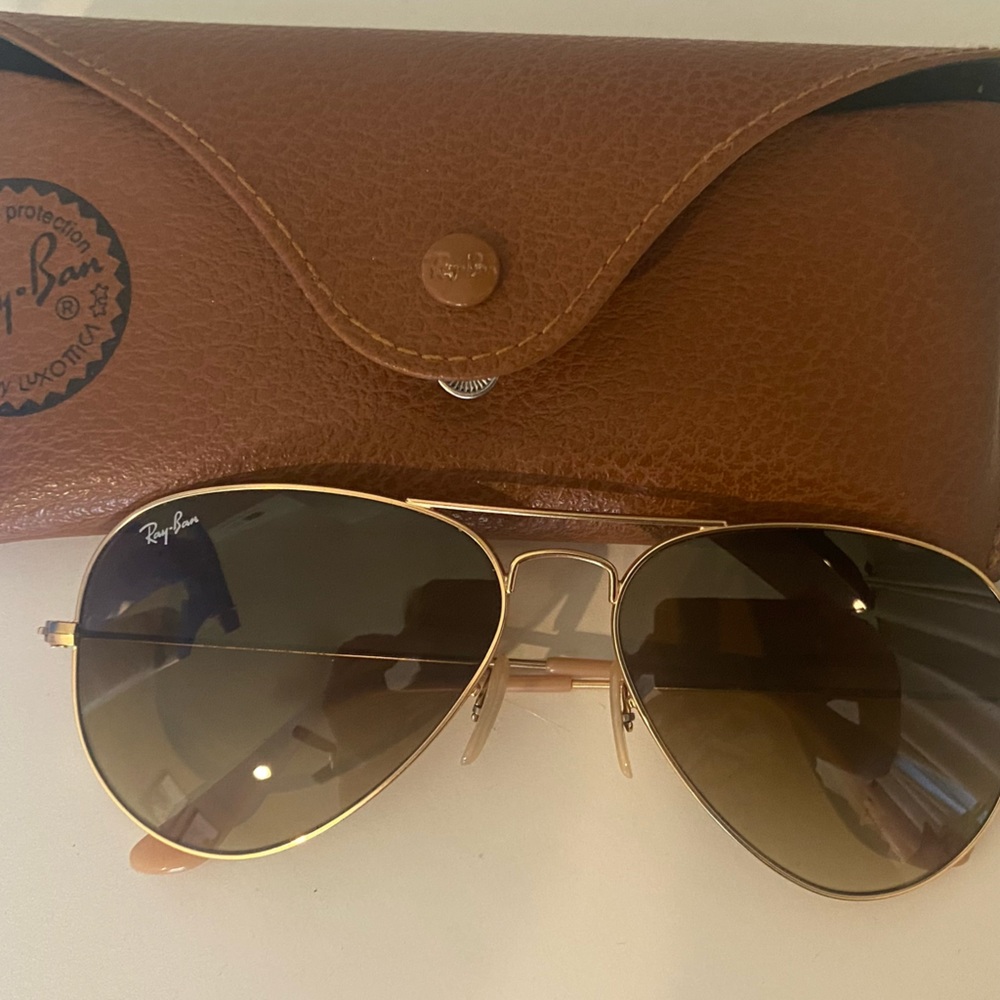Ray-bans aviators